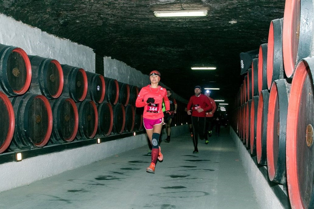 Lauf-Event in dem größten Weinkeller der Welt